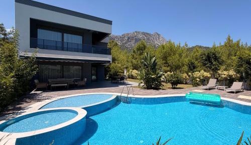 Three-Bedroom Villa