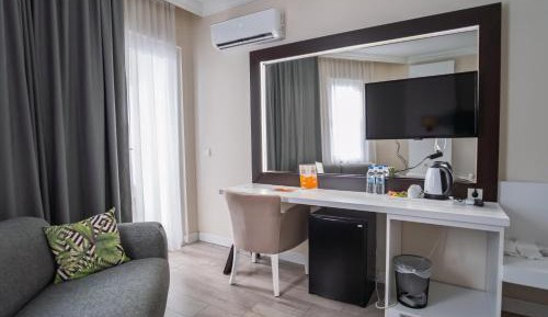 Double Room with Balcony (2 Adults + 1 Child)