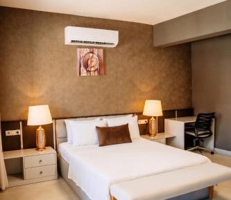 Deluxe Double Room with Balcony and Sea View