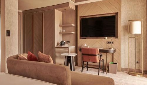 Swiss Deluxe King Room with Terrace