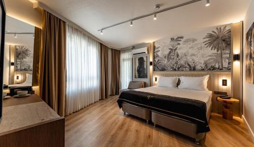 Deluxe Double Room with Balcony