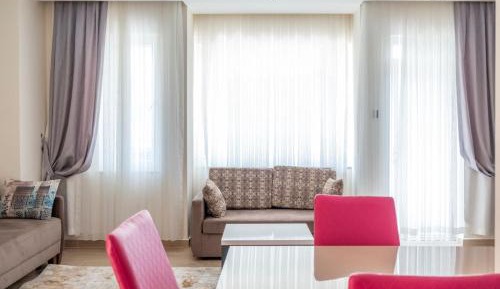 Apartment with Balcony - Annex