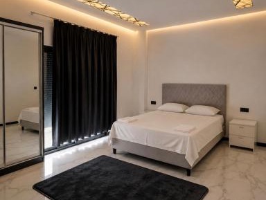 Deluxe Double Room with Shower