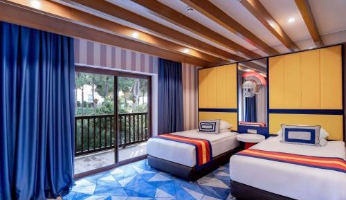 Legendary Suite Garden View