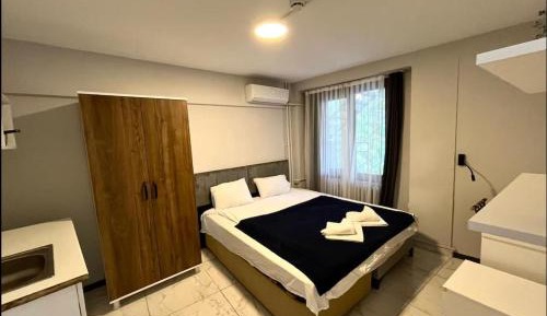 Room #1250183206