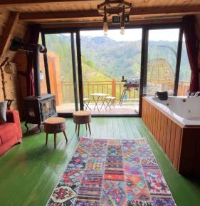 Deluxe Bungalow with Garden View