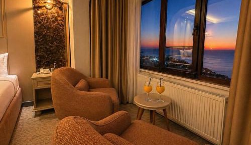 Deluxe Double Room with Sea View