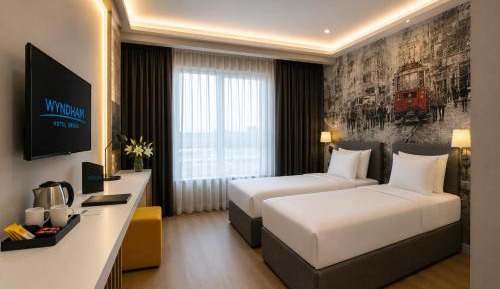 Superior Twin Room
