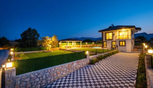 Three-Bedroom Villa