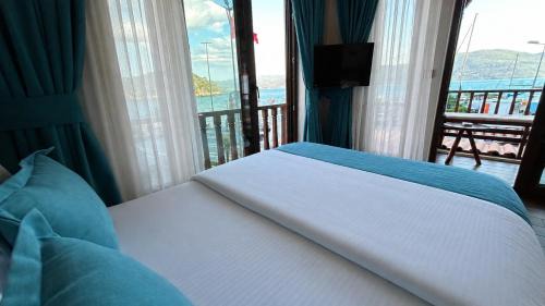 Double Room with Sea View