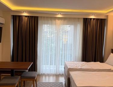 Triple Room with Garden View