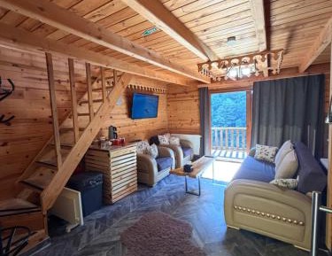 Superior Chalet