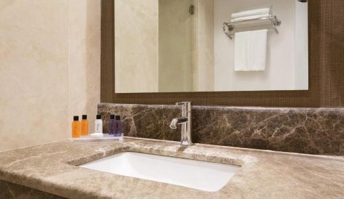 Queen Room - Disability Access
