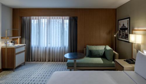 King Junior Suite with Bosphorus View