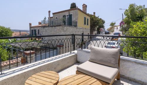 One-Bedroom Apartment with Terrace