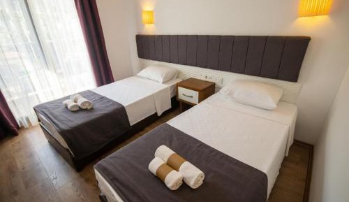 Triple Room with Balcony