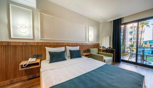 Double Room with Pool View
