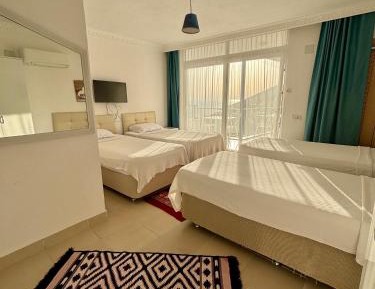 Quadruple Room with Sea View