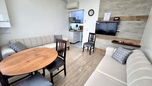 One-Bedroom Standard Apartment