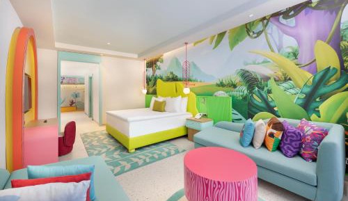 Themed Deluxe Suite