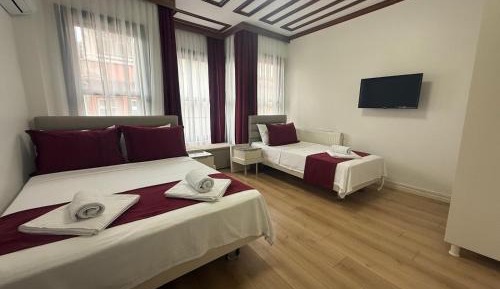 Deluxe Family Room