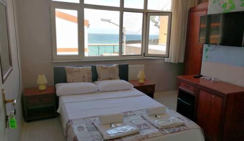 Deluxe Double Room with Shower
