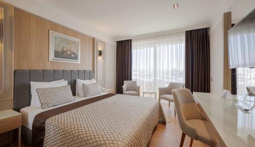 Standard Double Room with Side Sea View
