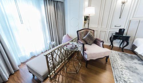 Luxury Deluxe Double or Twin Room