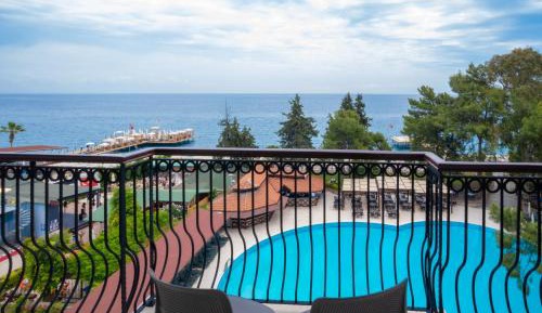 Superior Family Direct Sea View