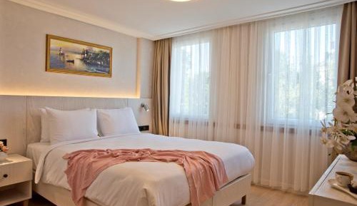 Superior Queen Room