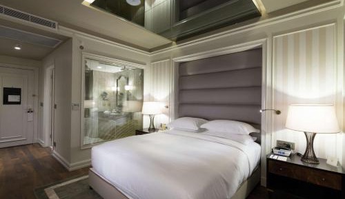 Superior King Room with Patio