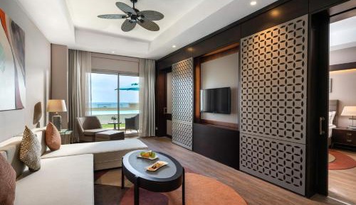 Suite with pool access