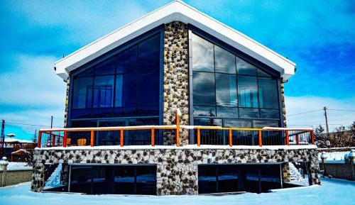 Superior Chalet