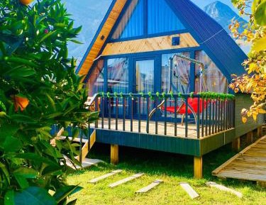 Garden Bungalow