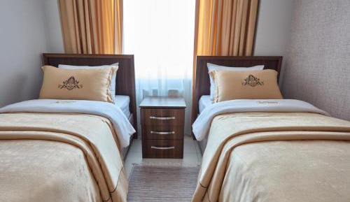 Queen Suite with Sea View