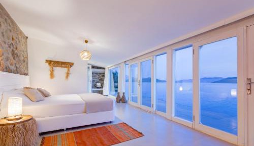 Suite with Sea View
