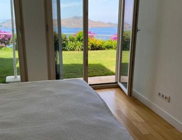 Villa with Sea View