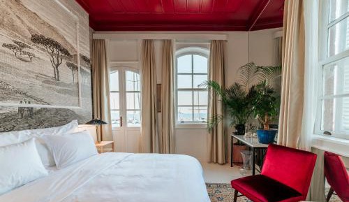 Deluxe Double Room with Balcony and Sea View