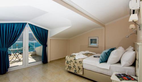 Standard Double or Twin Room with Sea View