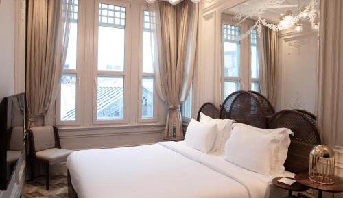 Superior City Room