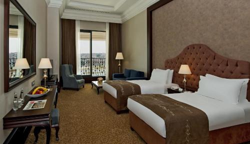 Deluxe Twin Suite