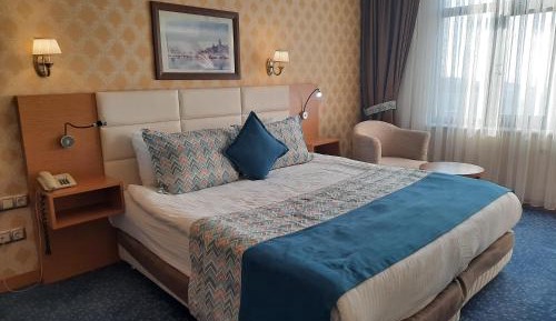 Suite Room