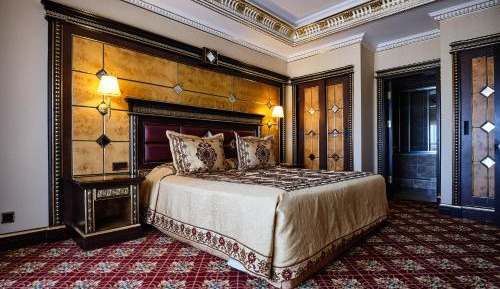 Superior Suite