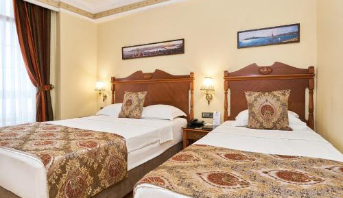 Triple Room