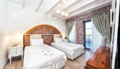 Deluxe Room with Private Garden