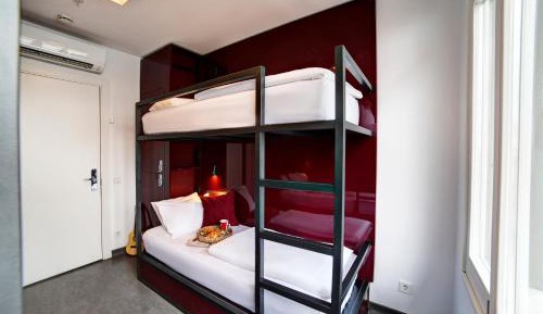 Bed in 6-Bed Dormitory Room