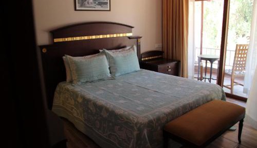 Double Room with Balcony (2 Adults + 1 Child)