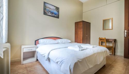 Double or Twin Room with Shared Bathroom