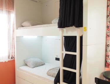 Bed in 4-Bed Mixed Dormitory Room