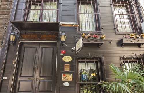 Sultanahmet Hotel | Naz Wooden House Inn